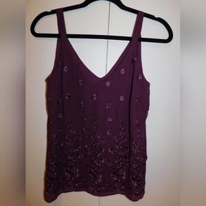 SL Vnk Embroidered Cami